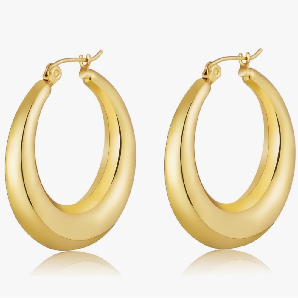 Classic Gorgeous Chunky Gold Hoop Earrings Lightweight Stunning On Trend - Picture 3 of 12